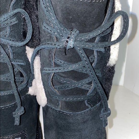 AUTH NIB UGG CLASSIC SHORT PATCHWORK FLUFF BOOT - Picture 9 of 14